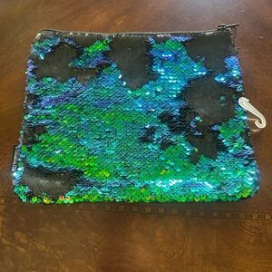 Sequin mermaid Pouch with Blue and Green
Sequins